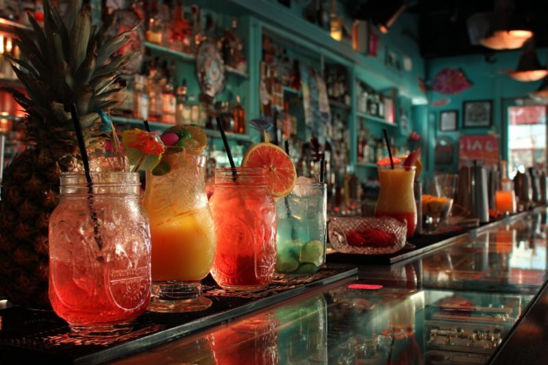 渋谷で堪能するHABUSU(ハブ酒)|大人に人気のおすすめバー特集