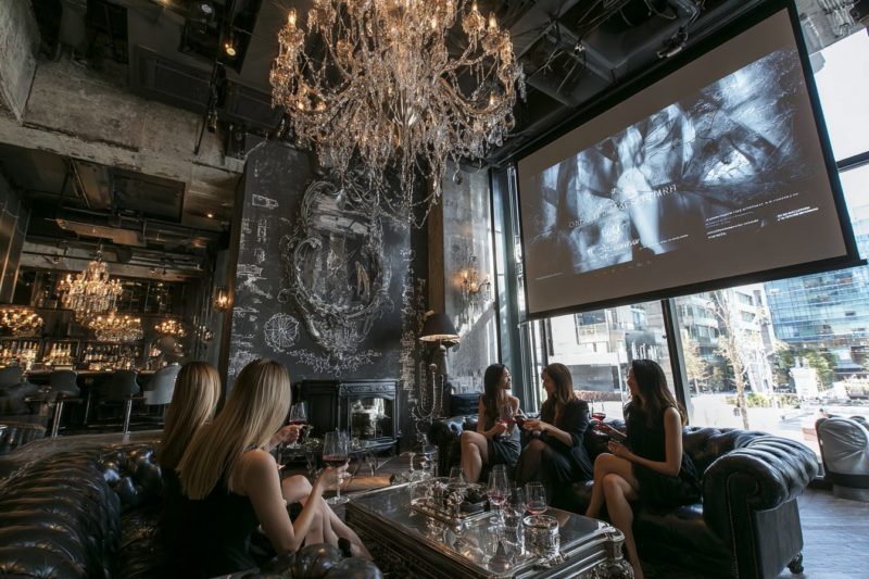 恵比寿 プロジェクター・マイク完備・設備 パーティー会場|最新機器が揃うおしゃれ空間特集